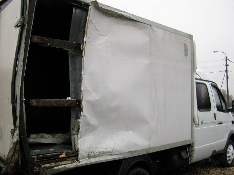 Восстановление фургонов после аварии Ремонт фургона после дтп